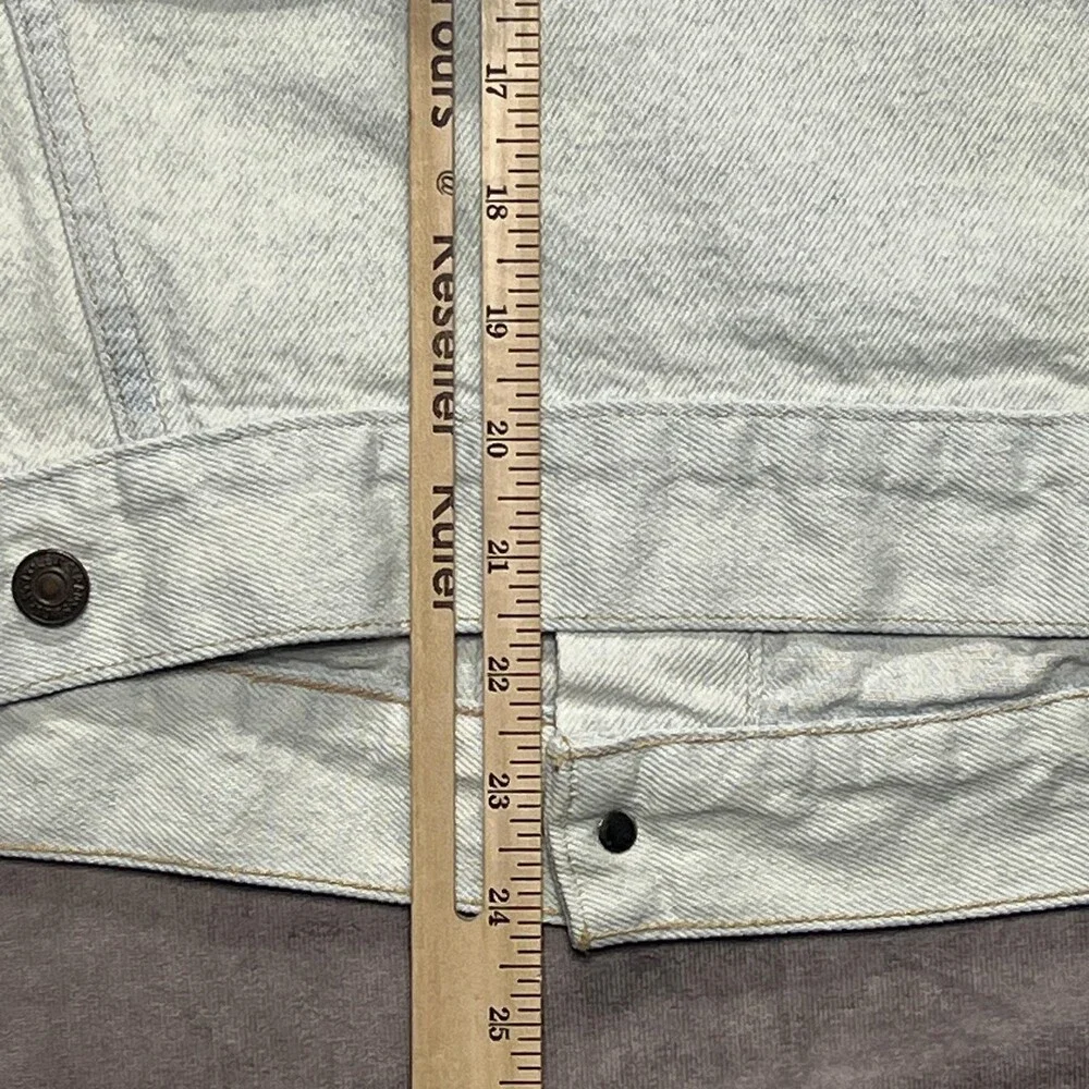 Vintage Levi's Jacket Men's Medium 70598 4803 Light Wash Oversized Made USA 90s